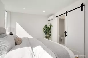 2127 2nd Ave N, Seattle, WA 98109 - Photo 14