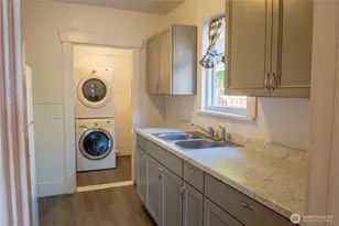 615 First St, Wenatchee, WA 98801 - Photo 12