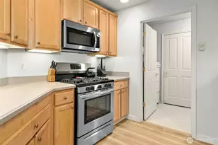 8500 Main St, Edmonds, WA 98026 - Photo 12