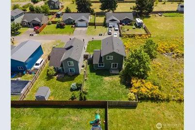 9324 179th Lane SW, Rochester, WA 98579 - Photo 4