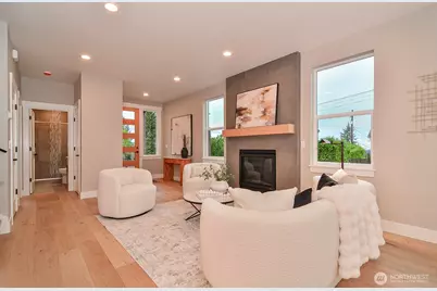 10202 44th Avenue SW, Seattle, WA 98146 - Photo 6