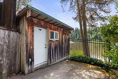 38509 Orville Road E, Eatonville, WA 98328 - Photo 24