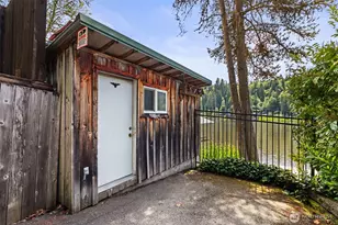 38509 Orville Rd E, Eatonville, WA 98328 - Photo 24