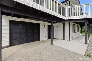 533 316th St NE, Stanwood, WA 98292 - Photo 2