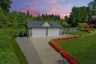1409 27th St SE, Puyallup, WA 98372 - Photo 2