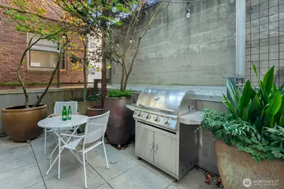 1310 E Union Street #202, Seattle, WA 98122 - Photo 16