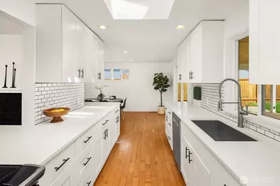 24109 107th Place W, Shoreline, WA 98020 - Photo 10