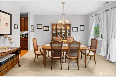 24007 42nd Avenue SE, Bothell, WA 98021 - Photo 8