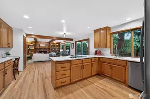 12610 NE 68th Pl, Kirkland, WA 98033 - Photo 20