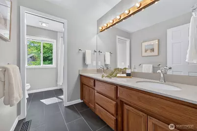 12610 NE 68th Place, Kirkland, WA 98033 - Photo 22