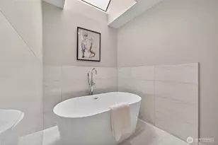 12610 NE 68th Pl, Kirkland, WA 98033 - Photo 26