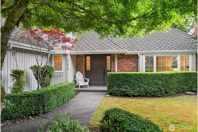 12610 NE 68th Place, Kirkland, WA 98033 - Photo 4