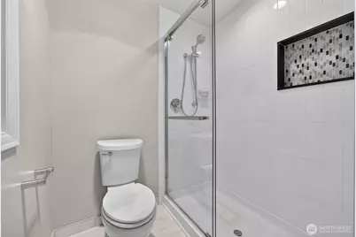 12610 NE 68th Place, Kirkland, WA 98033 - Photo 30