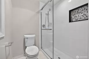 12610 NE 68th Pl, Kirkland, WA 98033 - Photo 30