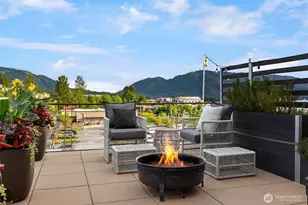 998 NE High St, Issaquah, WA 98029 - Photo 32