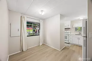 11513 155th Ave SE, Renton, WA 98059 - Photo 8