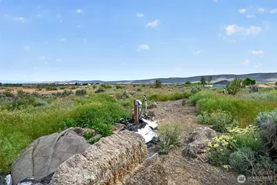 130 Red Tail Road, Yakima, WA 98908 - Photo 12