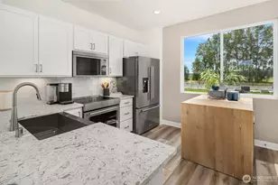 2440 160th Pl NE, Marysville, WA 98271 - Photo 4