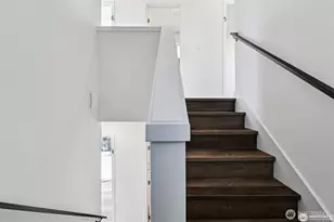 5255 Brooklyn Ave NE, Seattle, WA 98015 - Photo 18