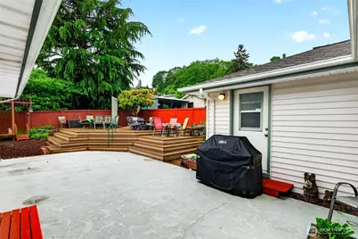 8035 S 116th Street, Seattle, WA 98178 - Photo 24