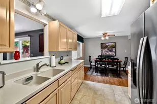 8035 S 116th St, Seattle, WA 98178 - Photo 12