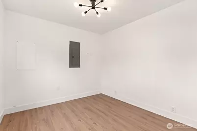 8327 44th Avenue S, Seattle, WA 98118 - Photo 20