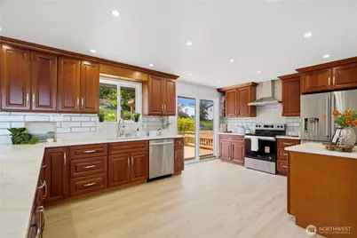 8220 S 120th Street, Seattle, WA 98178 - Photo 10