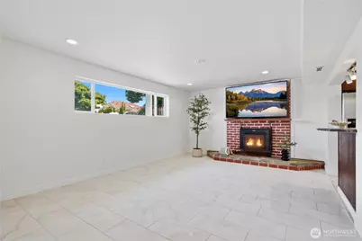 8220 S 120th Street, Seattle, WA 98178 - Photo 18