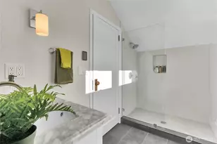 1545 NE 76th St, Seattle, WA 98115 - Photo 22