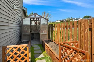 16306 24th St E, Lake Tapps, WA 98391 - Photo 36