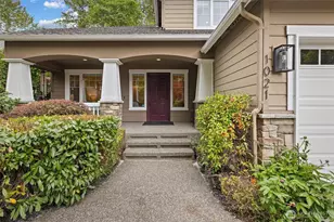 1021 271st Ave SE, Sammamish, WA 98075 - Photo 2