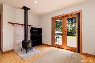 31 NE Spar Tree Dr, Tahuya, WA 98588 - Photo 6