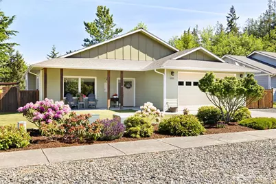 1325 Eckard Avenue, Port Angeles, WA 98362 - Photo 1