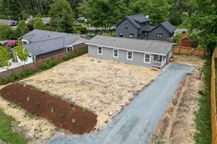 425 Mitchell Dr, Coupeville, WA 98239 - Photo 2