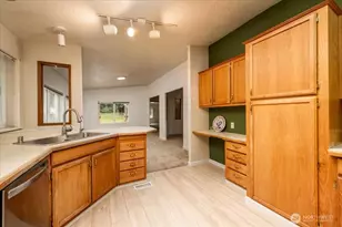 2579 Green Acres Ln, Oak Harbor, WA 98277 - Photo 10
