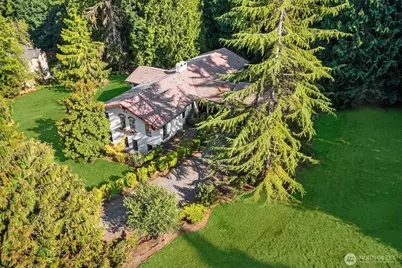 16409 NE 43rd Ct, Redmond, WA 98052 - Photo 2