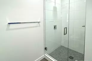 10232 NE 10th St, Bellevue, WA 98004 - Photo 6