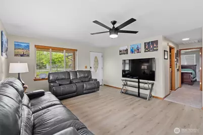 1305 Cascadia Drive, Sedro Woolley, WA 98284 - Photo 12
