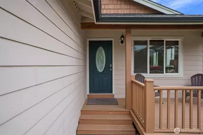 1305 Cascadia Drive, Sedro Woolley, WA 98284 - Photo 4