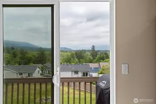 1305 Cascadia Dr, Sedro Woolley, WA 98284 - Photo 10