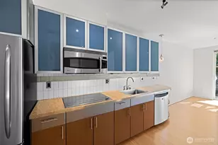 3104 Western Ave, Seattle, WA 98121 - Photo 4