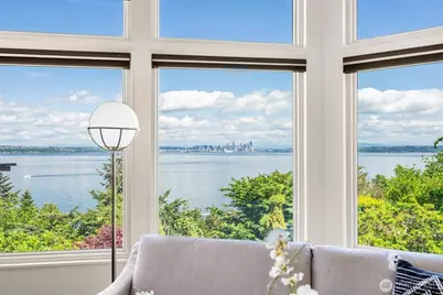 10847 Bill Point Bluff NE, Bainbridge Island, WA 98110 - Photo 14
