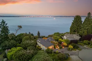 10847 Bill Point Bluff NE, Bainbridge Island, WA 98110 - Photo 38