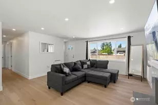 2331 251st St, Kent, WA 98032 - Photo 6
