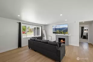 2331 251st St, Kent, WA 98032 - Photo 6