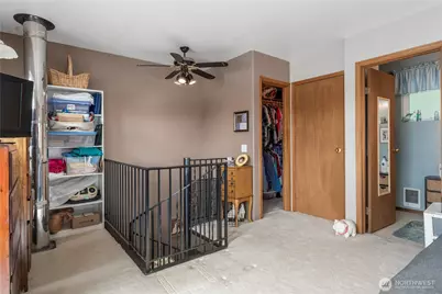 621 E Herron Boulevard NW, Herron Island, WA 98349 - Photo 10
