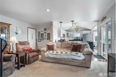 621 E Herron Boulevard NW, Herron Island, WA 98349 - Photo 6