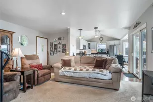 621 E Herron Blvd NW, Herron Island, WA 98349 - Photo 6