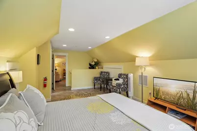 11633 NE 92nd Street, Kirkland, WA 98033 - Photo 14
