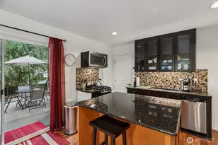 11633 NE 92nd St, Kirkland, WA 98033 - Photo 20